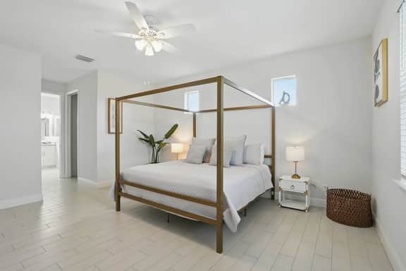 Cape Haven - Luxury Listing w Heated Pool