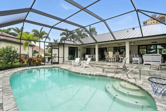 Sea La Vie - SW Cape Coral & Pet Friendly