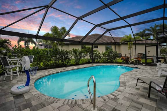 Sea La Vie - SW Cape Coral & Pet Friendly