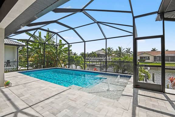 Luxury GulfAccess Waterfront Retreat SW Cape Coral